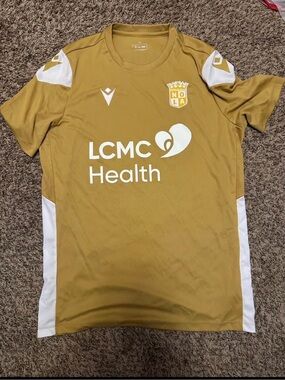 Official team issued/licensed NOLA Gold training top